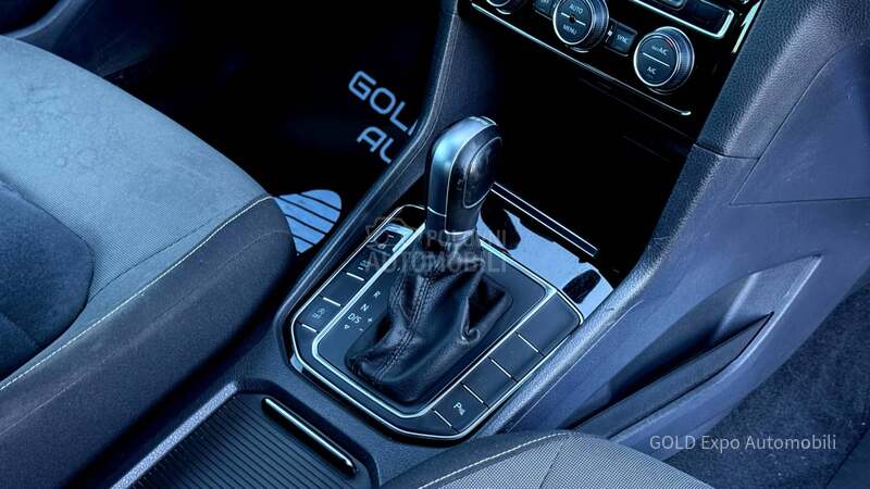 Volkswagen Golf Sportsvan 2.0TDi DSG ALCANTARA