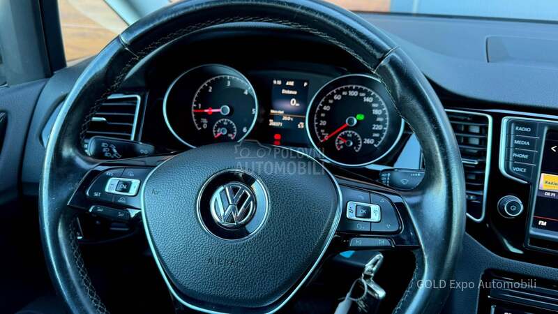 Volkswagen Golf Sportsvan 2.0TDi DSG ALCANTARA