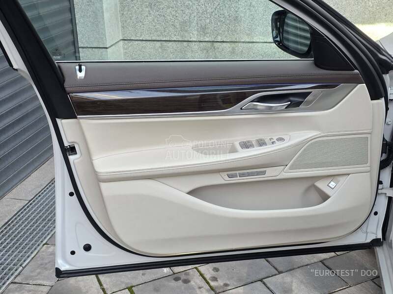 BMW 730 X-Drive