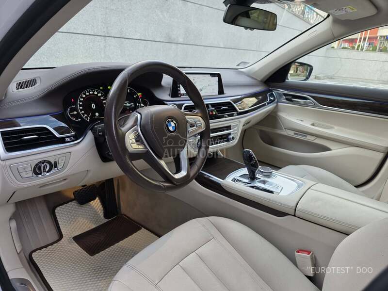 BMW 730 X-Drive