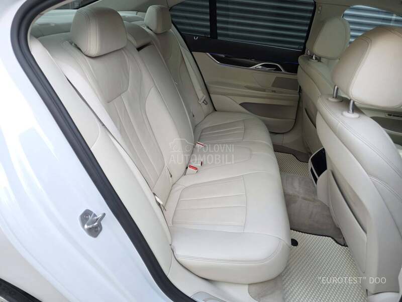 BMW 730 X-Drive