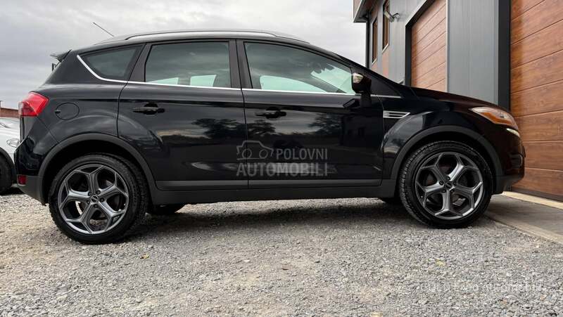 Ford Kuga 2.0TDCi AUT TITANIUM