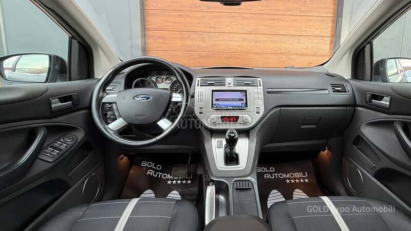 Ford Kuga 2.0TDCi AUT TITANIUM