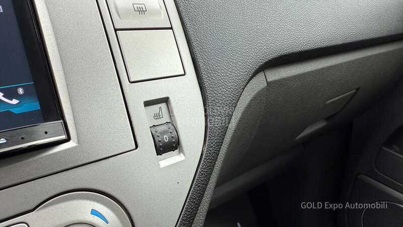 Ford Kuga 2.0TDCi AUT TITANIUM