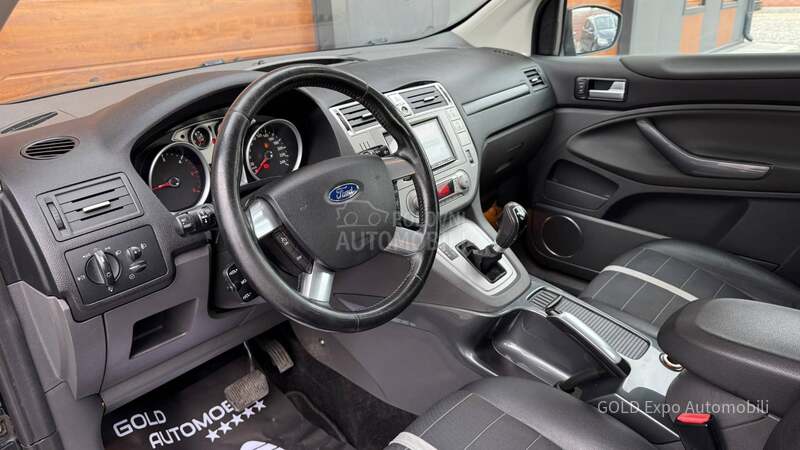 Ford Kuga 2.0TDCi AUT TITANIUM
