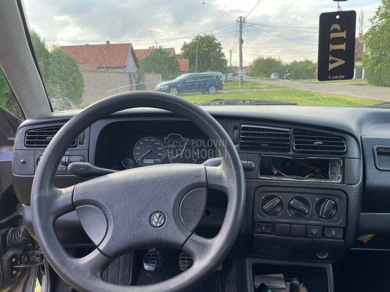 Volkswagen Golf 3 1.6