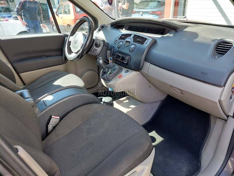 Renault Scenic 1.9 DCI