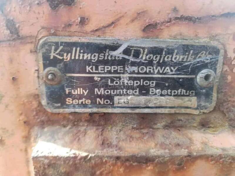 Kverneland plug