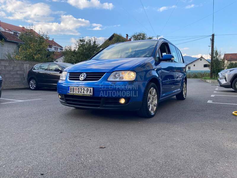Volkswagen Touran 1.6 Fsi