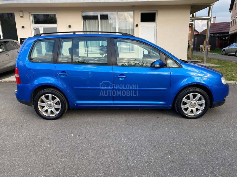 Volkswagen Touran 1.6 Fsi