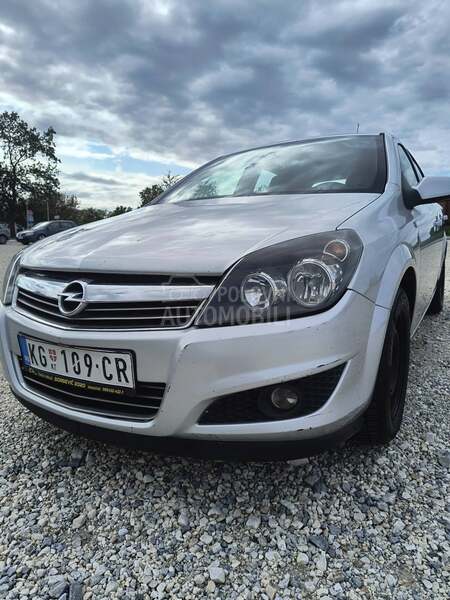 Opel Astra H 1.6