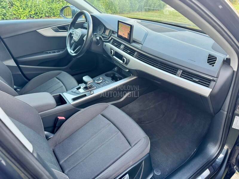 Audi A4 2.0TDI ULTRA LED