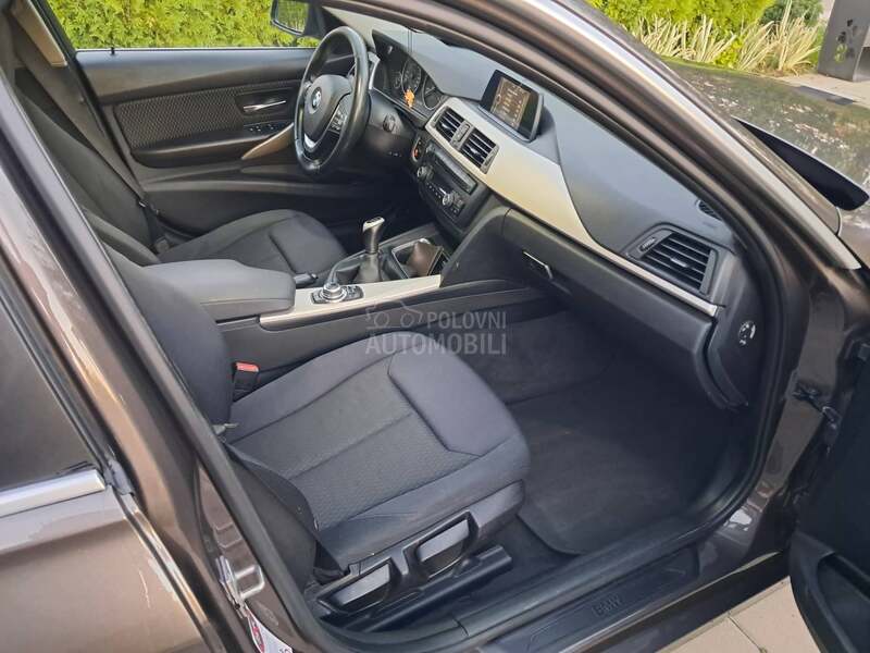 BMW 318 