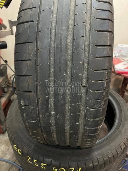 Pirelli 255/40 R21 Letnja