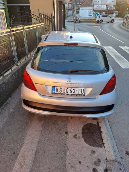 Peugeot 207 1.6 HDi