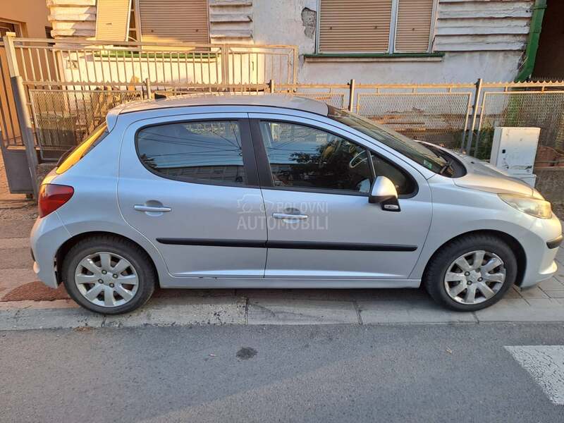 Peugeot 207 1.6 HDi