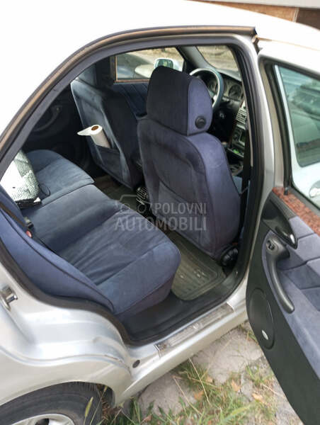 Lancia Lybra 