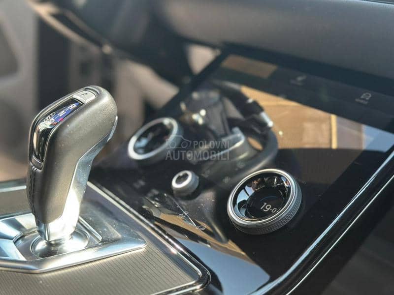 Land Rover Range Rover Evoque 2.0 hybrid