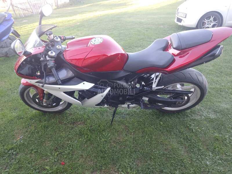 Yamaha YZF-R1 1000