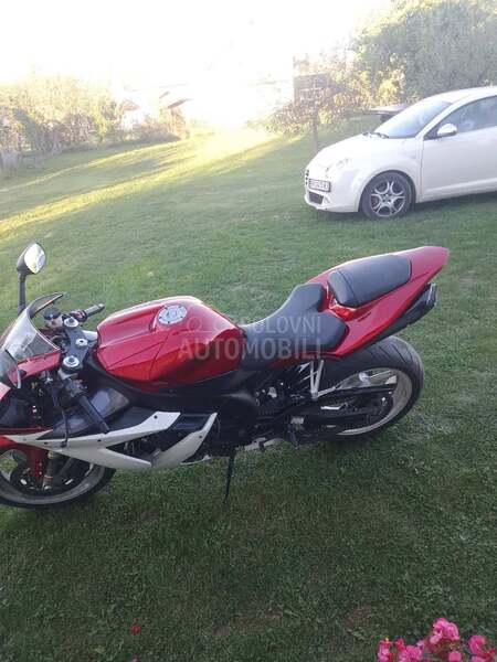 Yamaha YZF-R1 1000