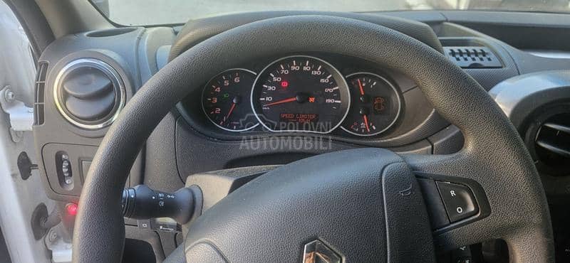 Renault Master rampa