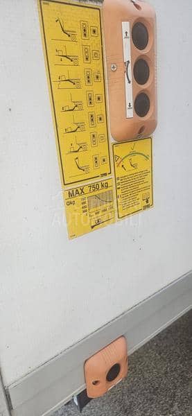 Renault Master rampa