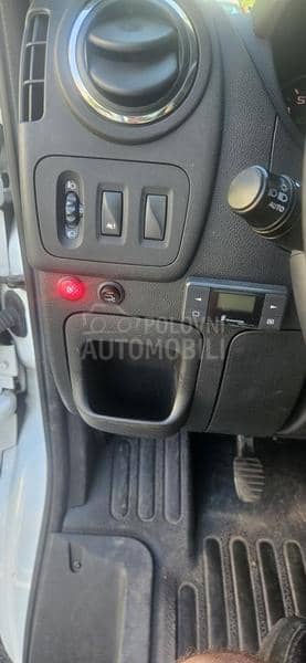 Renault Master rampa