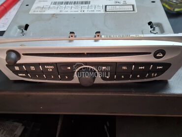 Radio cd uredjaj za Renault Scenic