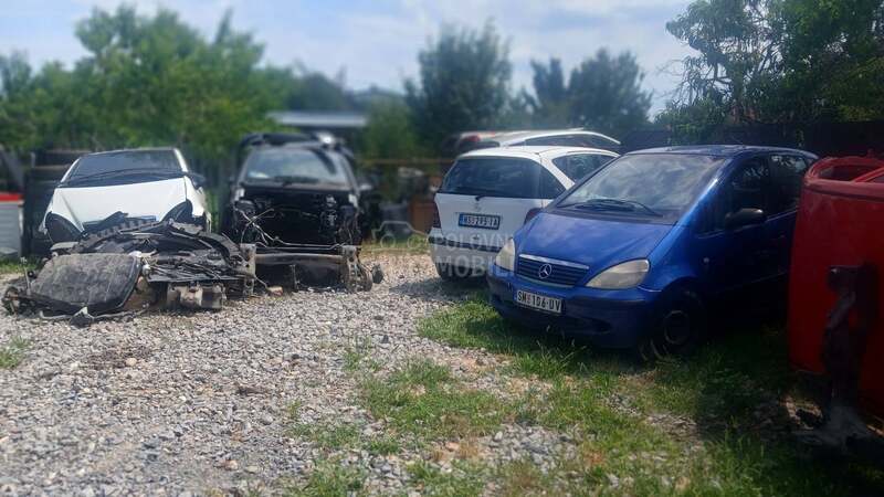 Delovi Mercedes B klasa w245