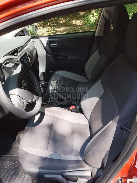 Toyota Auris 1.33 VVT