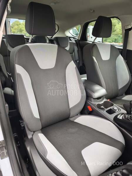 Ford Focus 1.0 SCTI CH