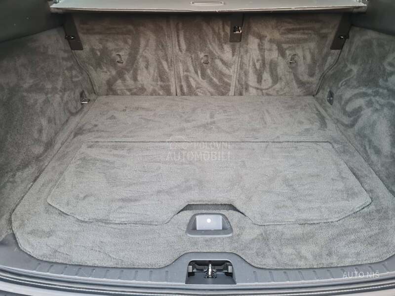 Volvo XC60 2.0 D LUX EDITION