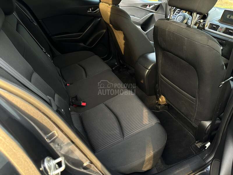 Mazda 3 2.2 D Skyactiv