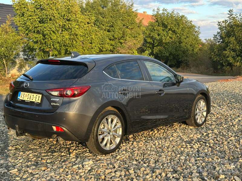 Mazda 3 2.2 D Skyactiv