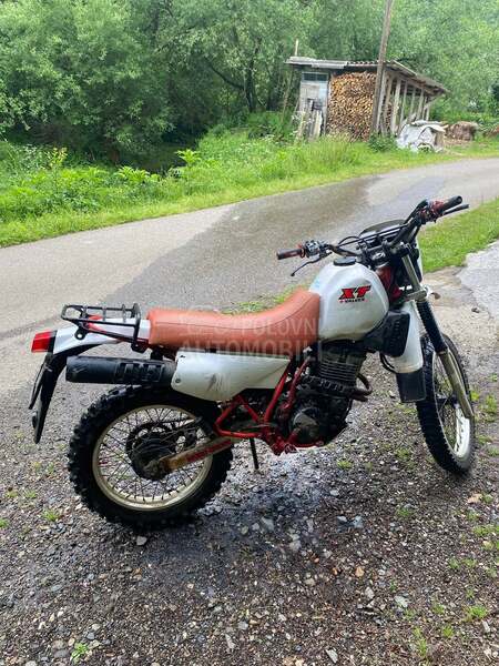 Yamaha XT250