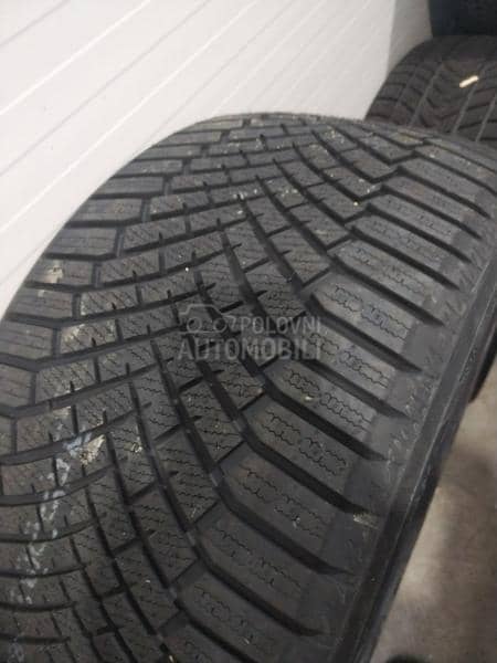 Yokohama 315/30 R23 Zimska