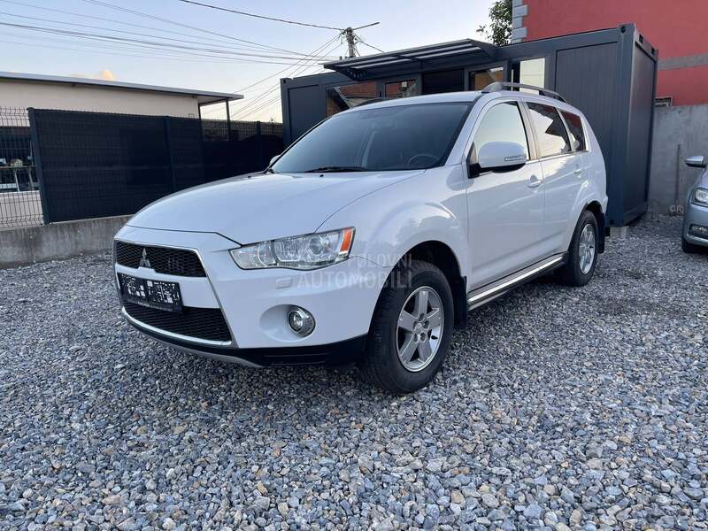 Mitsubishi Outlander 