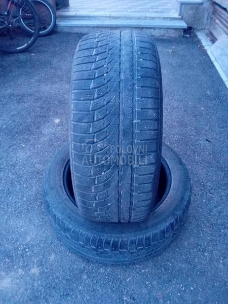 Hankook 235/50 R18 Zimska