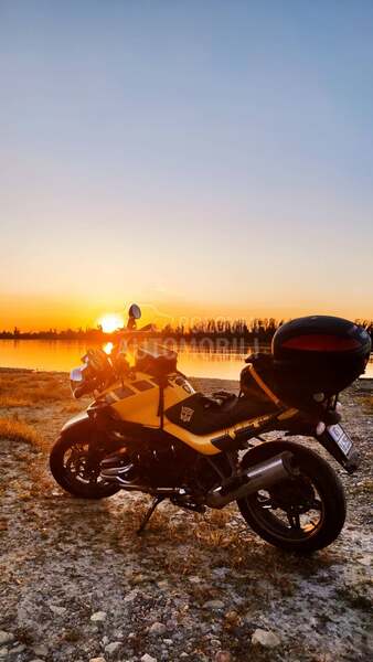 BMW R1150R