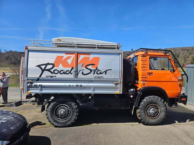 Nissan Patrol Paris Dakar kamion