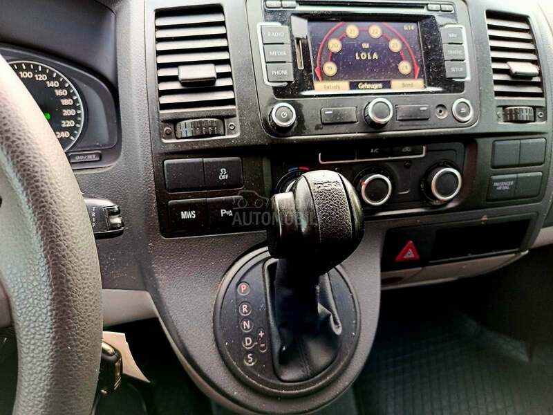 Volkswagen Transporter T5 2.0 tdi automatik