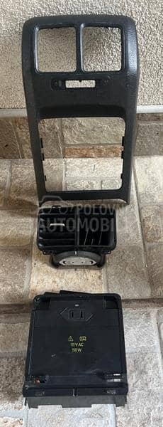 zadnja rešetka ventilacije