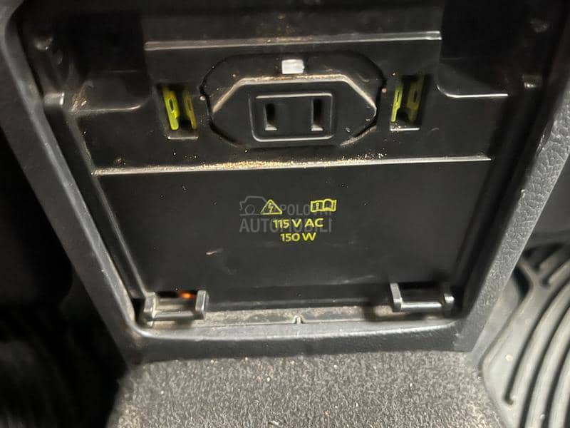 zadnja rešetka ventilacije