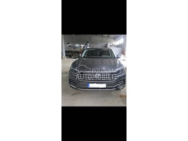 Volkswagen Touareg 3.0 tdi