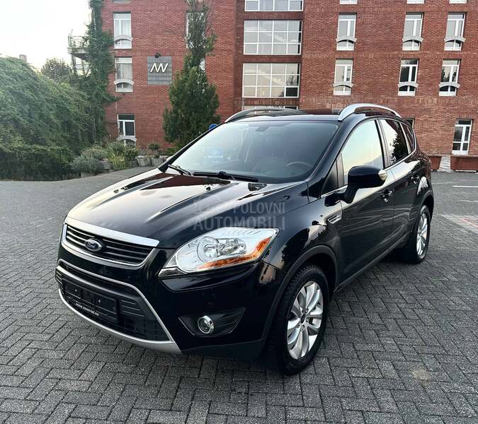 Ford Kuga 4x4/TITAN/NAV/