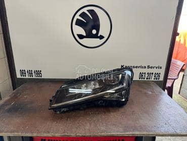 Levi far za Škoda Superb