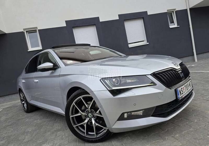 Škoda Superb 