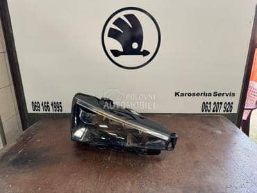 Desni far za Škoda Skala