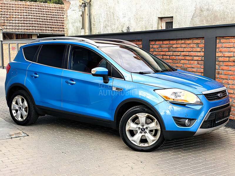 Ford Kuga CDTI 4x4 PAN0 NAVl