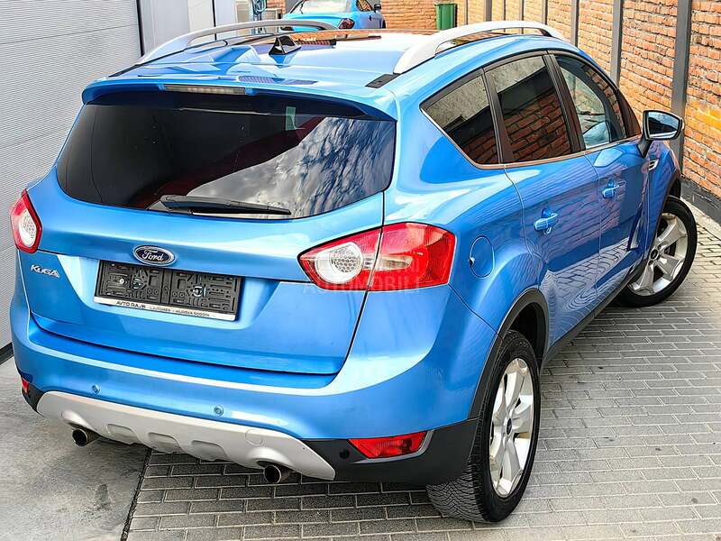 Ford Kuga CDTI 4x4 PAN0 NAVl